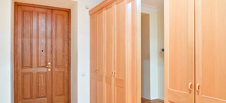 Glass Closet Door Repair in Temple Terrace, FL